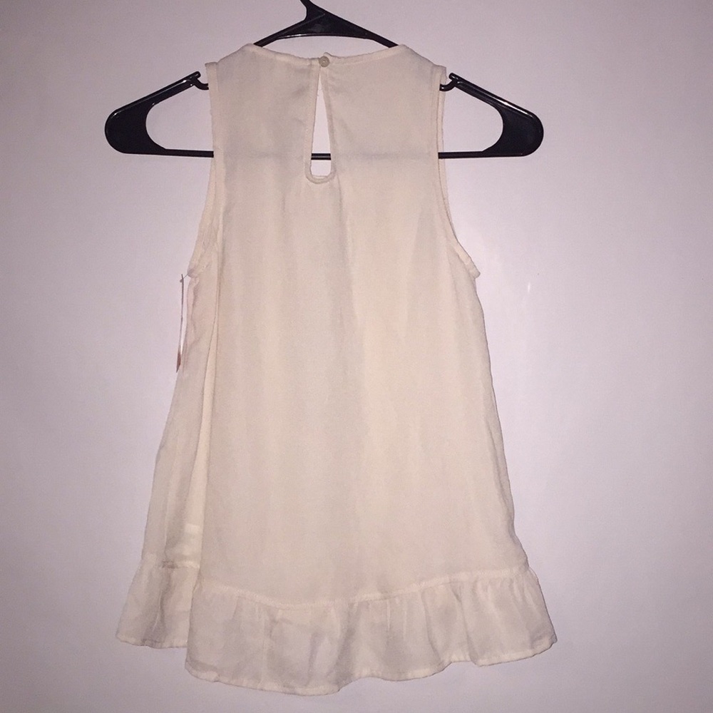 **Brand New** NWT Xhilaration Ivory Top XS - Picture 2 of 5